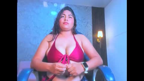 Snapshot of aurora_lul chatting on April 12, 2026, 6:07 am aurora_lul online show from April 12, 2026, 6:07 am