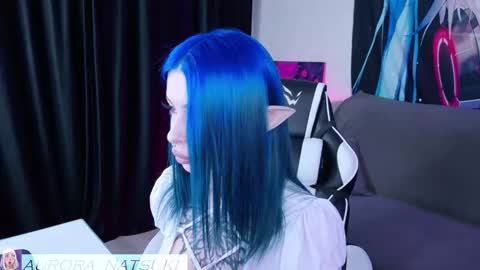 Snapshot of aurora_natsuki chatting on October 17, 2025, 7:27 pm AURORA NATSUKI online show from October 17, 2025, 7:27 pm