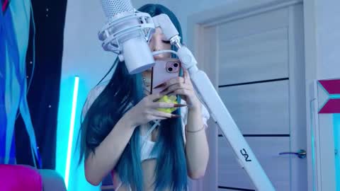 Snapshot of aurora_natsuki chatting on November 22, 2025, 11:31 am AURORA NATSUKI online show from November 22, 2025, 11:31 am