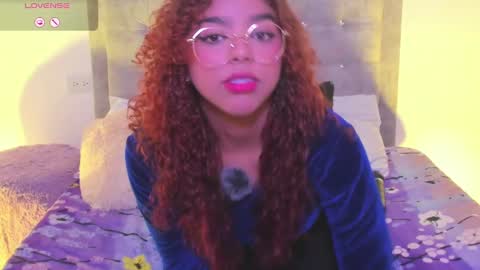 Snapshot of aurora_rodriguez chatting on March 7, 2025, 2:25 am aurora_rodriguez online show from March 7, 2025, 2:25 am