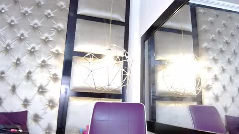 Snapshot of aurora_rossii chatting on February 28, 2025, 6:10 am aurora_rossii online show from February 28, 2025, 6:10 am