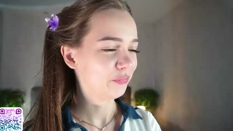 Snapshot of auroralowen chatting on July 10, 2026, 6:50 am Aurora online show from July 10, 2026, 6:50 am