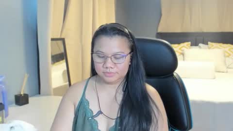 Snapshot of auroramaze88 chatting on June 5, 2026, 11:54 pm Auroramaze88 online show from June 5, 2026, 11:54 pm