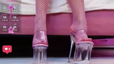 Snapshot of aurorasim chatting on January 6, 2026, 1:04 pm Aurora online show from January 6, 2026, 1:04 pm