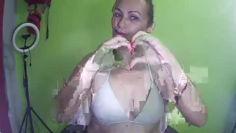 aurori997239 online show from November 27, 2025, 10:01 pm