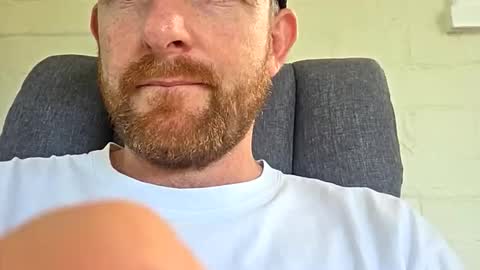 Snapshot of aussie_dadbod6969 chatting on May 27, 2026, 2:41 am aussie_dadbod6969 online show from May 27, 2026, 2:41 am