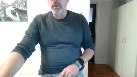 Snapshot of aussiemaninmelbourne chatting on July 17, 2026, 6:20 am aussiemaninmelbourne online show from July 17, 2026, 6:20 am
