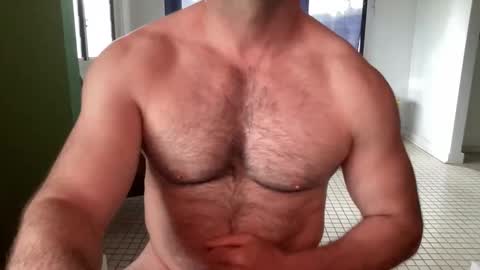 AussieMuscleDad online show from December 16, 2025, 10:04 pm