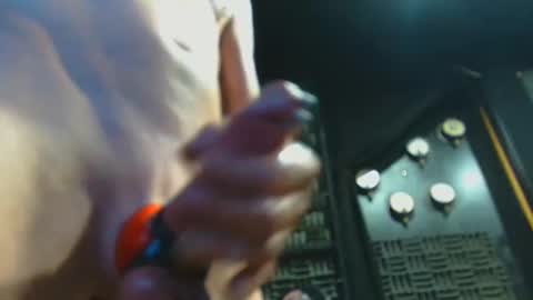 Snapshot of aussieraz chatting on February 9, 2026, 6:56 pm aussieraz online show from February 9, 2026, 6:56 pm