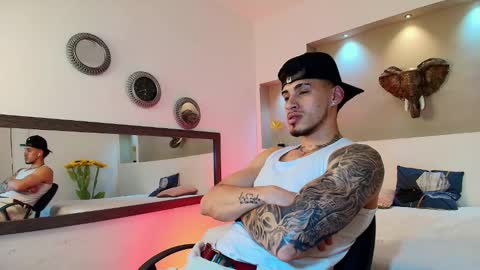 Snapshot of austin_collinss chatting on January 21, 2025, 7:58 am AUSTIN online show from January 21, 2025, 7:58 am