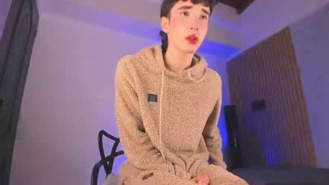 Snapshot of austin_rouse chatting on January 11, 2026, 8:58 pm austin_rouse online show from January 11, 2026, 8:58 pm