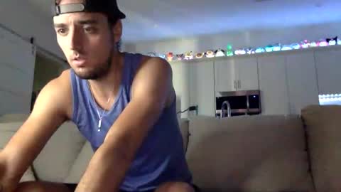 AudiEna online show from November 17, 2025, 8:03 pm