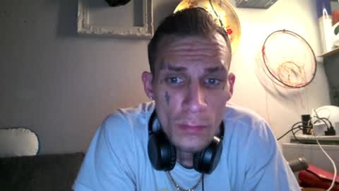 Snapshot of austinisking1916 chatting on January 6, 2025, 10:05 pm Austin is King online show from January 6, 2025, 10:05 pm