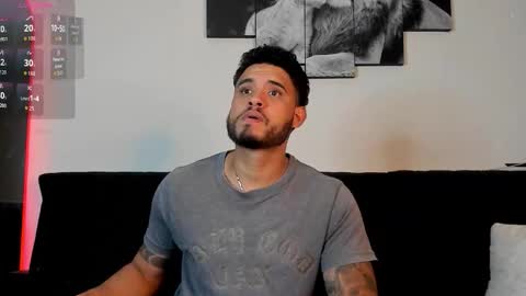 Snapshot of austintorres_ chatting on September 23, 2025, 2:47 am AustinTorres online show from September 23, 2025, 2:47 am