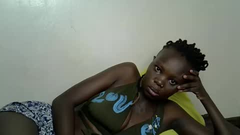 autumnbeagle online show from November 18, 2025, 11:03 am