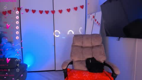 Alice online show from March 11, 2026, 11:00 pm