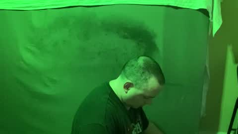 Auz online show from November 8, 2025, 11:21 am