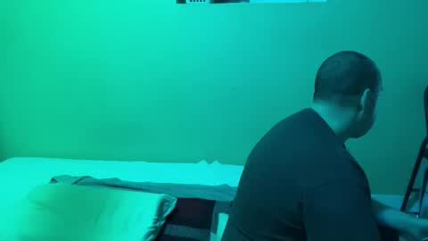 Auz online show from November 13, 2025, 7:07 am