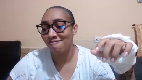Snapshot of ava_f0xy chatting on January 16, 2026, 2:04 am Ava Jordana online show from January 16, 2026, 2:04 am