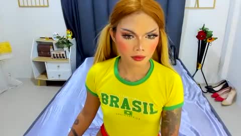 Snapshot of ava_gonz chatting on June 20, 2026, 12:30 pm ava gonz online show from June 20, 2026, 12:30 pm