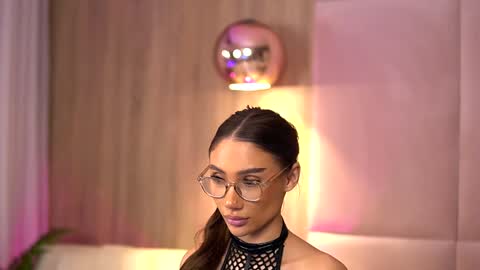 Snapshot of ava_heath chatting on January 8, 2025, 4:44 am Ava online show from January 8, 2025, 4:44 am