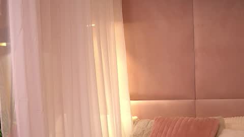 Snapshot of ava_heath chatting on February 15, 2026, 1:13 am Ava online show from February 15, 2026, 1:13 am