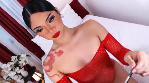 Snapshot of ava_lux chatting on February 22, 2025, 12:05 am Ava online show from February 22, 2025, 12:05 am