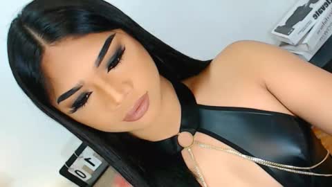 Snapshot of ava_lux chatting on September 23, 2025, 9:23 am Ava online show from September 23, 2025, 9:23 am