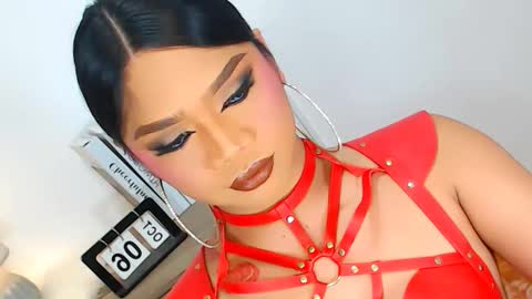 Snapshot of ava_lux chatting on October 11, 2025, 4:33 am Ava online show from October 11, 2025, 4:33 am