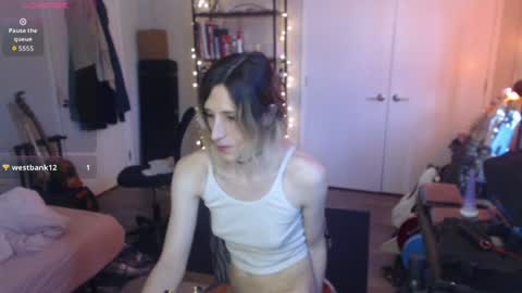 Ava online show from June 24, 2026, 7:35 pm