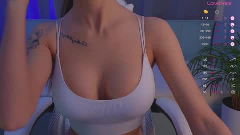 Snapshot of ava_tracyb chatting on January 26, 2025, 1:47 pm ava_tracyb online show from January 26, 2025, 1:47 pm