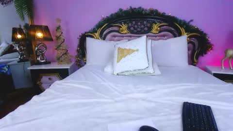 Snapshot of avaaaddamss chatting on December 17, 2025, 10:10 am avaaaddamss online show from December 17, 2025, 10:10 am