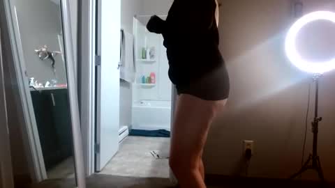 Snapshot of avaashley chatting on November 23, 2025, 1:49 am Ava Ashley online show from November 23, 2025, 1:49 am