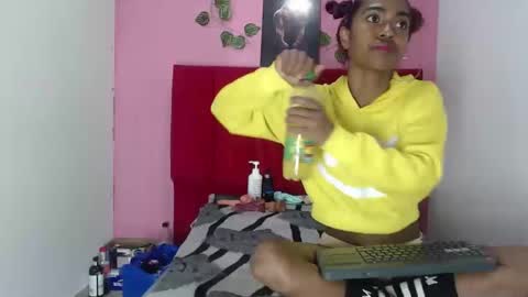 avalericherrycm101 online show from February 24, 2025, 3:02 am