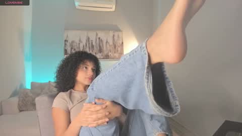 Snapshot of avalon_badger chatting on January 23, 2025, 3:43 pm Avalon online show from January 23, 2025, 3:43 pm