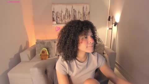 Snapshot of avalon_badger chatting on February 22, 2025, 6:52 pm Avalon online show from February 22, 2025, 6:52 pm