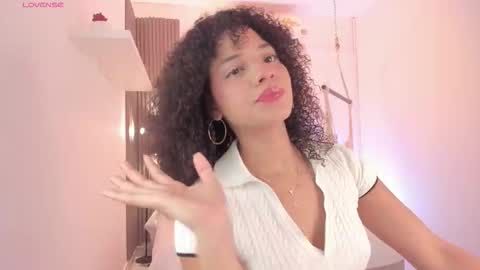 Snapshot of avalon_badger chatting on November 27, 2025, 7:49 pm Avalon online show from November 27, 2025, 7:49 pm