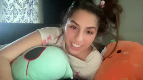 Snapshot of avamonroexo chatting on January 28, 2025, 4:41 pm Ava Monroe online show from January 28, 2025, 4:41 pm