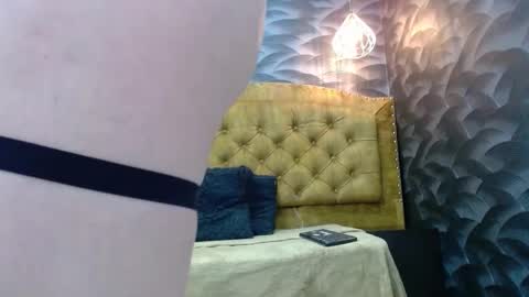 Snapshot of avanahomi chatting on September 17, 2025, 2:57 am avanahomi online show from September 17, 2025, 2:57 am