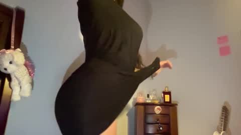 avangelinefunn99 online show from October 25, 2025, 6:43 am