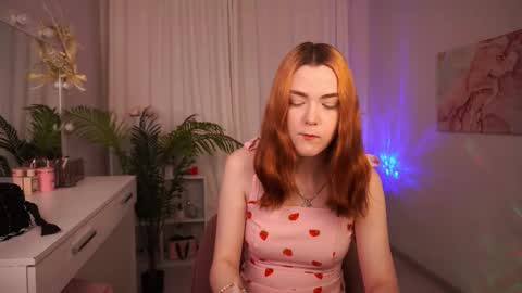 Snapshot of avaryder chatting on December 20, 2025, 1:29 pm Ava online show from December 20, 2025, 1:29 pm