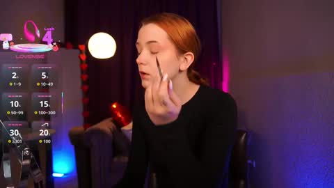 Snapshot of avaryder chatting on February 9, 2026, 6:28 am Ava online show from February 9, 2026, 6:28 am