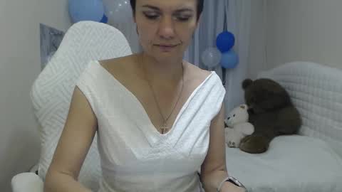 avasaturnian online show from September 26, 2025, 12:31 pm