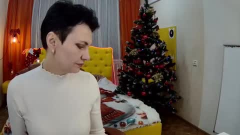 avasaturnian online show from December 16, 2025, 8:08 am