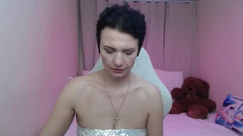 Snapshot of avasaturnian chatting on February 25, 2026, 2:16 pm avasaturnian online show from February 25, 2026, 2:16 pm