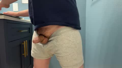 Snapshot of avdre44 chatting on January 4, 2025, 6:19 pm Eric online show from January 4, 2025, 6:19 pm