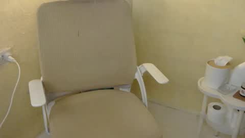 Rhian online show from November 10, 2025, 5:45 pm