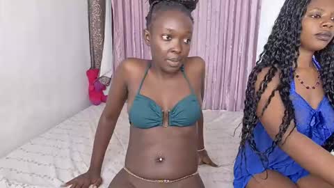 Snapshot of averrine chatting on May 17, 2026, 10:44 am averrine online show from May 17, 2026, 10:44 am