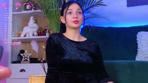 Snapshot of averywillow chatting on November 26, 2025, 3:57 pm AveryWillow online show from November 26, 2025, 3:57 pm