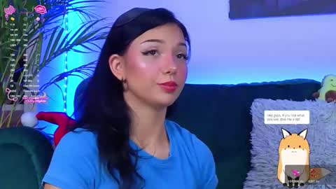 Snapshot of averywillow chatting on December 3, 2025, 4:27 pm AveryWillow online show from December 3, 2025, 4:27 pm